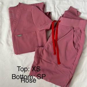 Figs Women’s Scrubs - XS top, SP Zamora Jogger